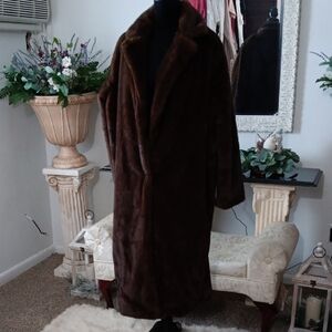 Luxurious Brown Fur Coat